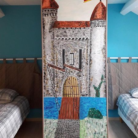 Gite Les Chevaliers Fous Sainte-Menehould Eksteriør billede